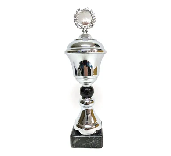 Pokal Enstyck mellan