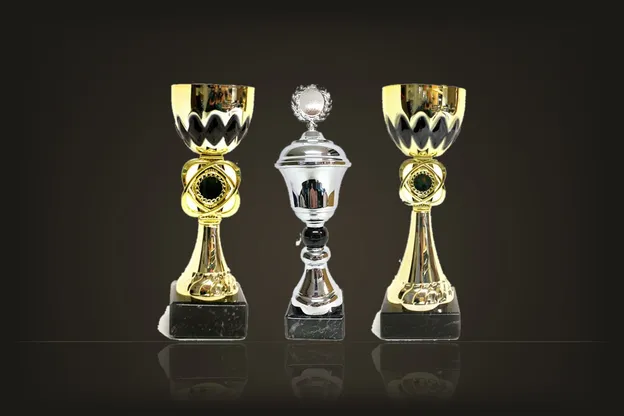 Ur kategorin Pokal Enstyck Mellan